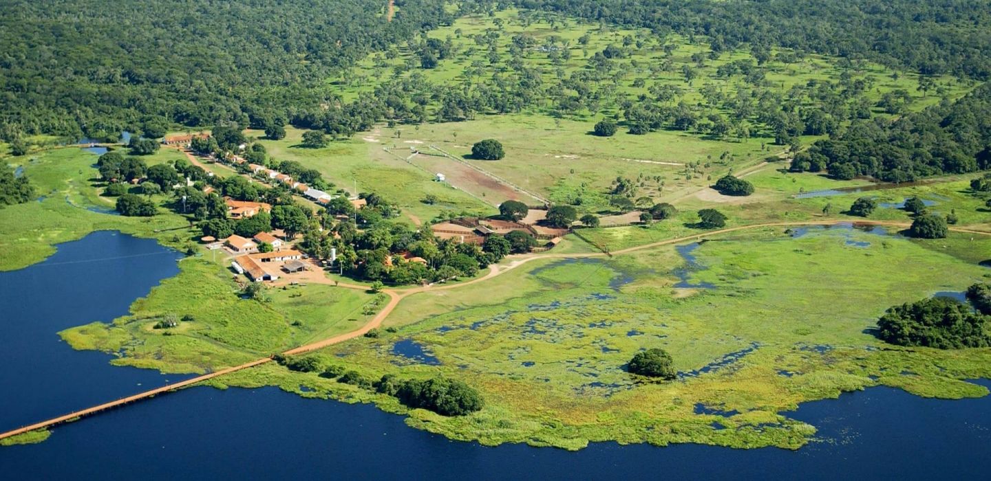 Caiman refuge aerial