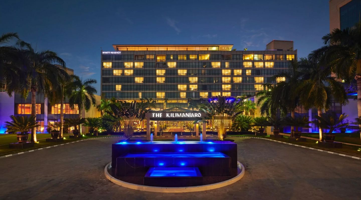 Hyatt Regency Dar es Salaam The Kilimanjaro P087 Exterior Evening 16x9