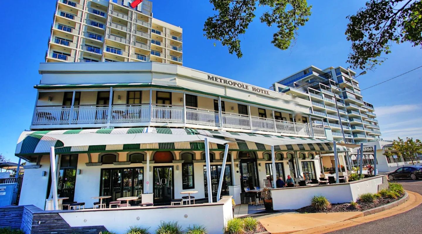 Oaks metropole4