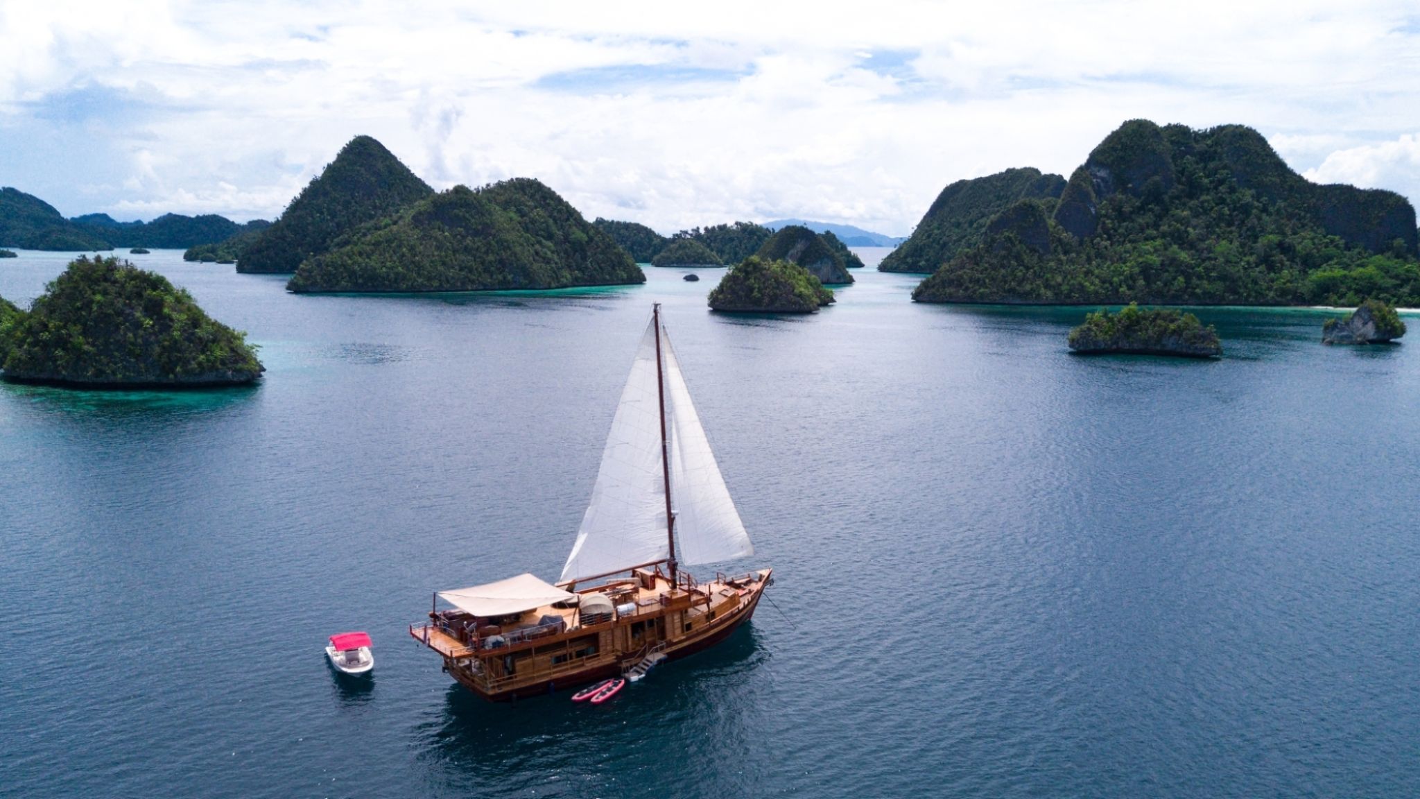 Sequoia Yacht Indonesia 13