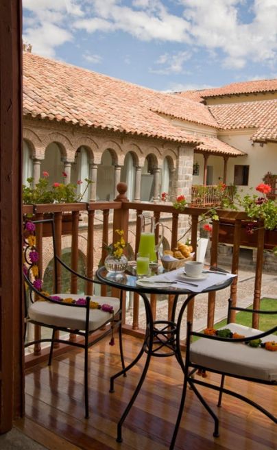 F767d2 04 ALL ROOMS WITH BALCONY