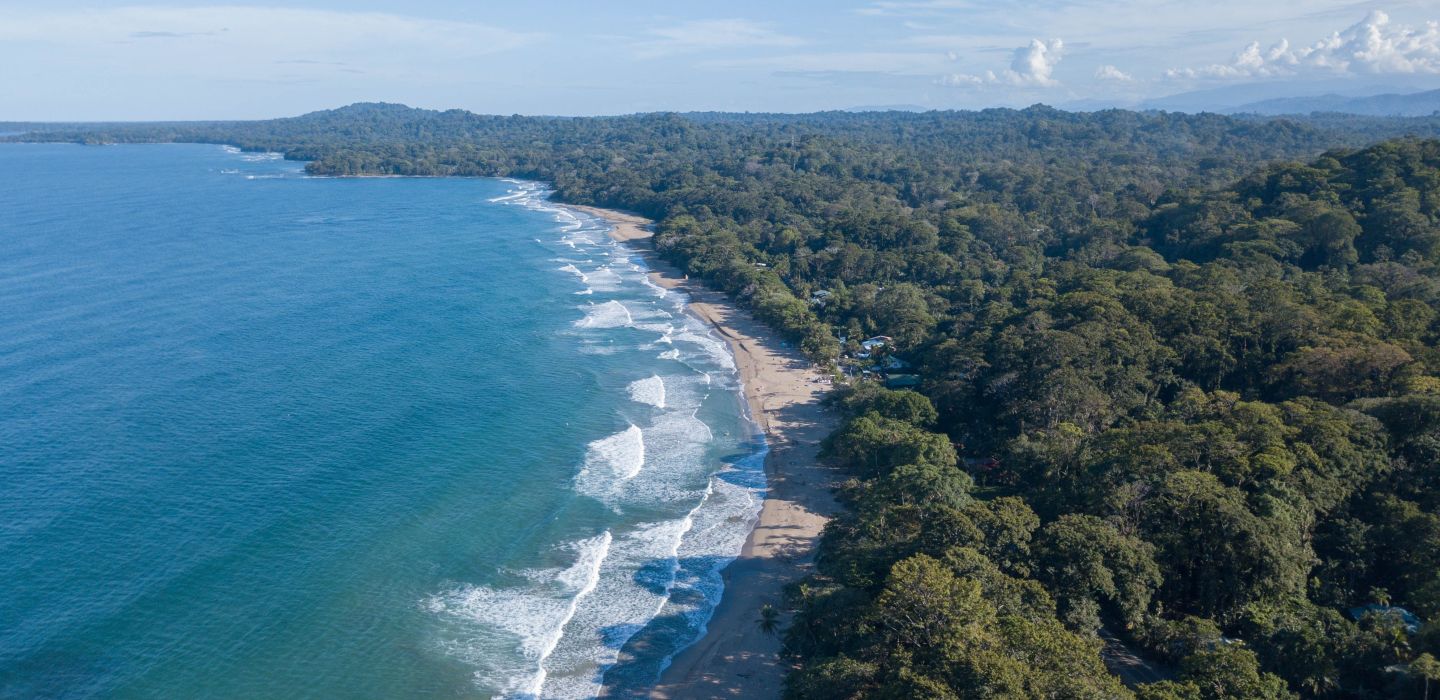 Luis diego aguilar Puerto Viejo unsplash