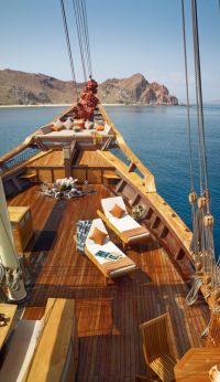 Si Datu Bua Phinisi yacht charter Indonesia 2