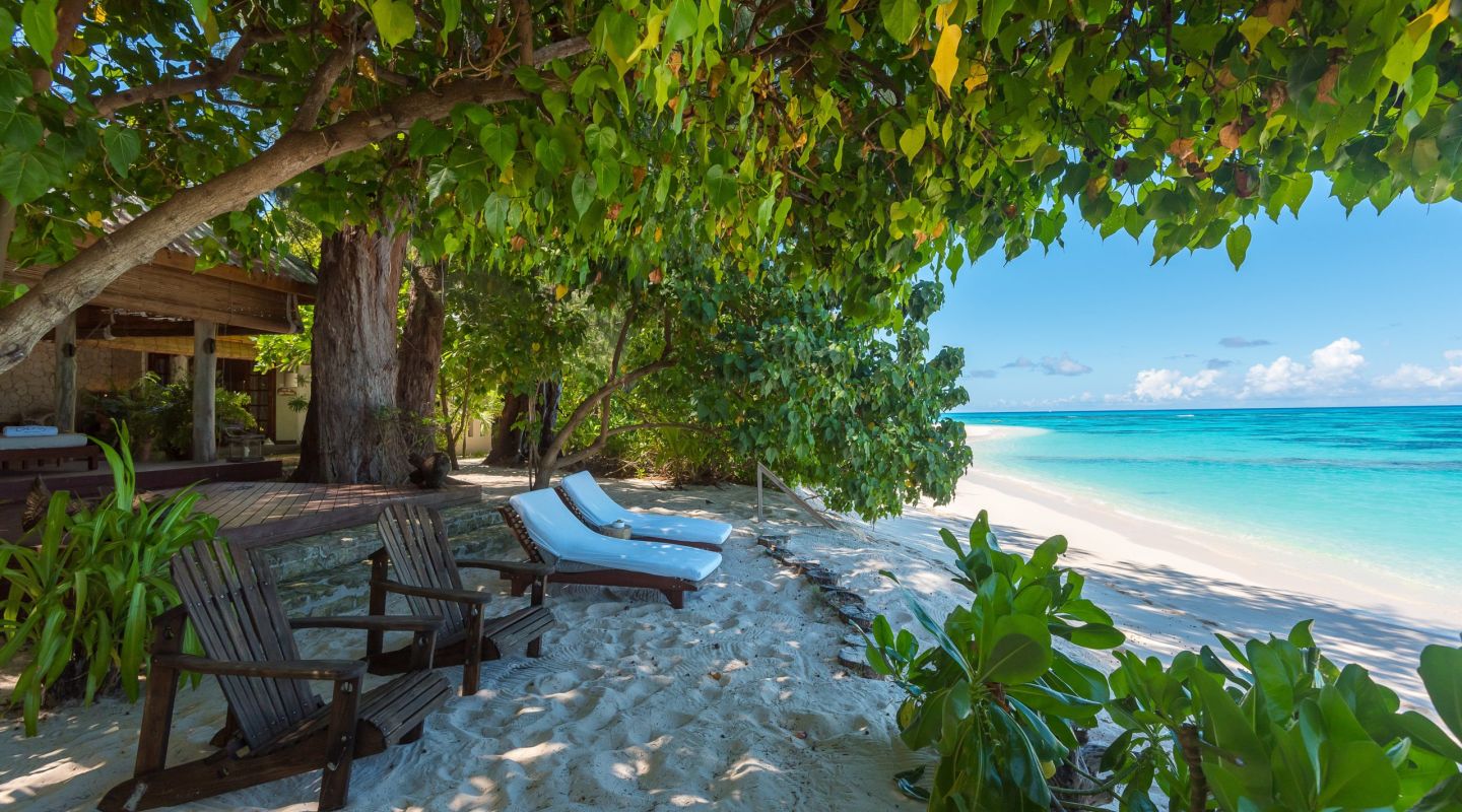 Denis Private Island Rooms Beach Cottage Beachfront 001 scaled
